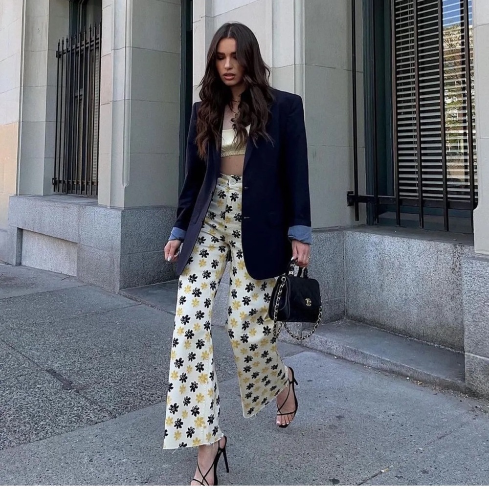 Zara White Floral High-Rise Wide-Leg Jeans - Picture 5 of 5